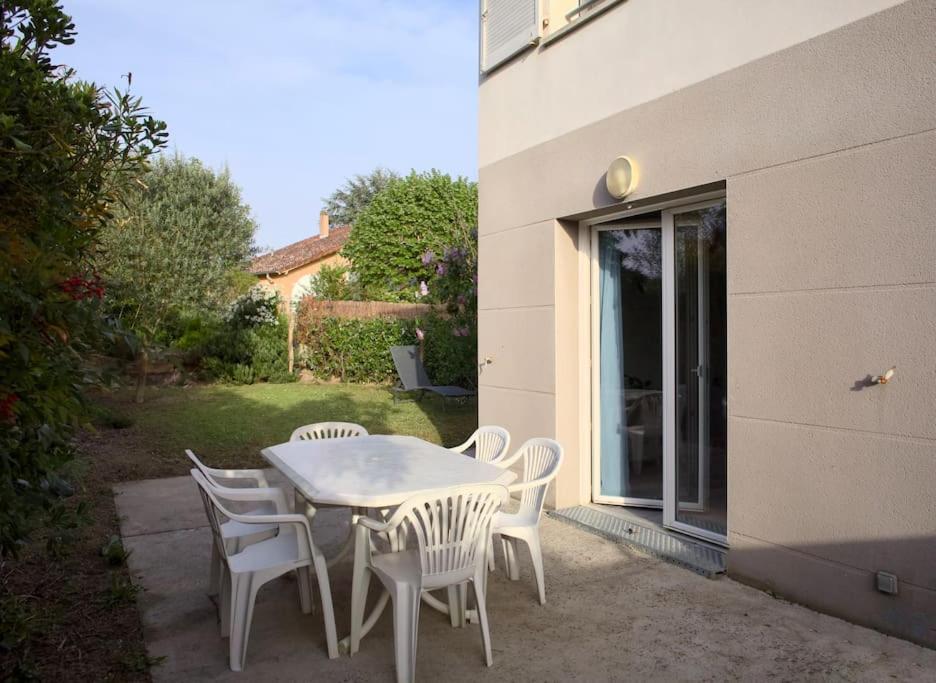 Maison Calme Avec Jardin Proche De Toulouse Exteriör bild